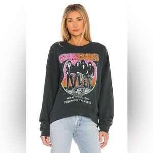 Ramones Today Your Love Sweatshirt in Vintage Black
DAYDREAMER